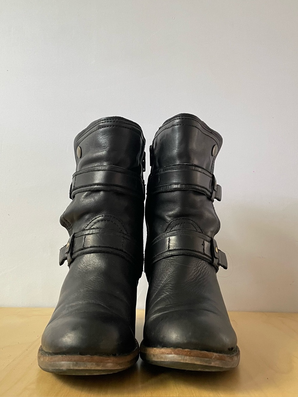 Taos Black Leather Ankle Booties | US 10 - Picture 2 of 10